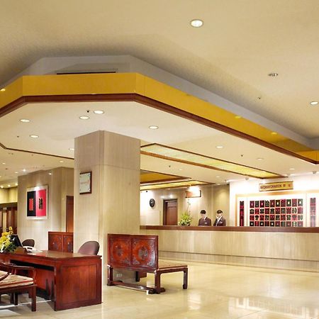 The Howard Plaza Hotel Тайпей Екстериор снимка Lobby
