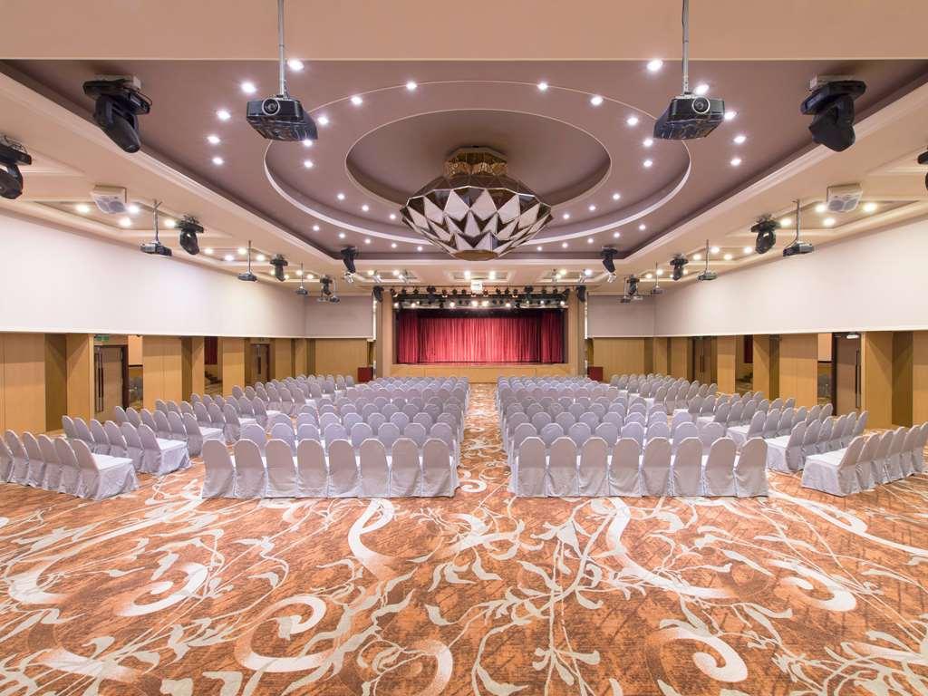 The Howard Plaza Hotel Тайпей Съоръжения снимка The Grand Ballroom