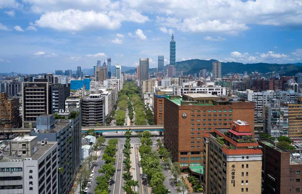 The Howard Plaza Hotel Тайпей Екстериор снимка Skyline of Taipei