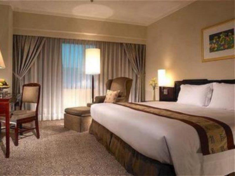 The Howard Plaza Hotel Тайпей Стая снимка A room at the hotel