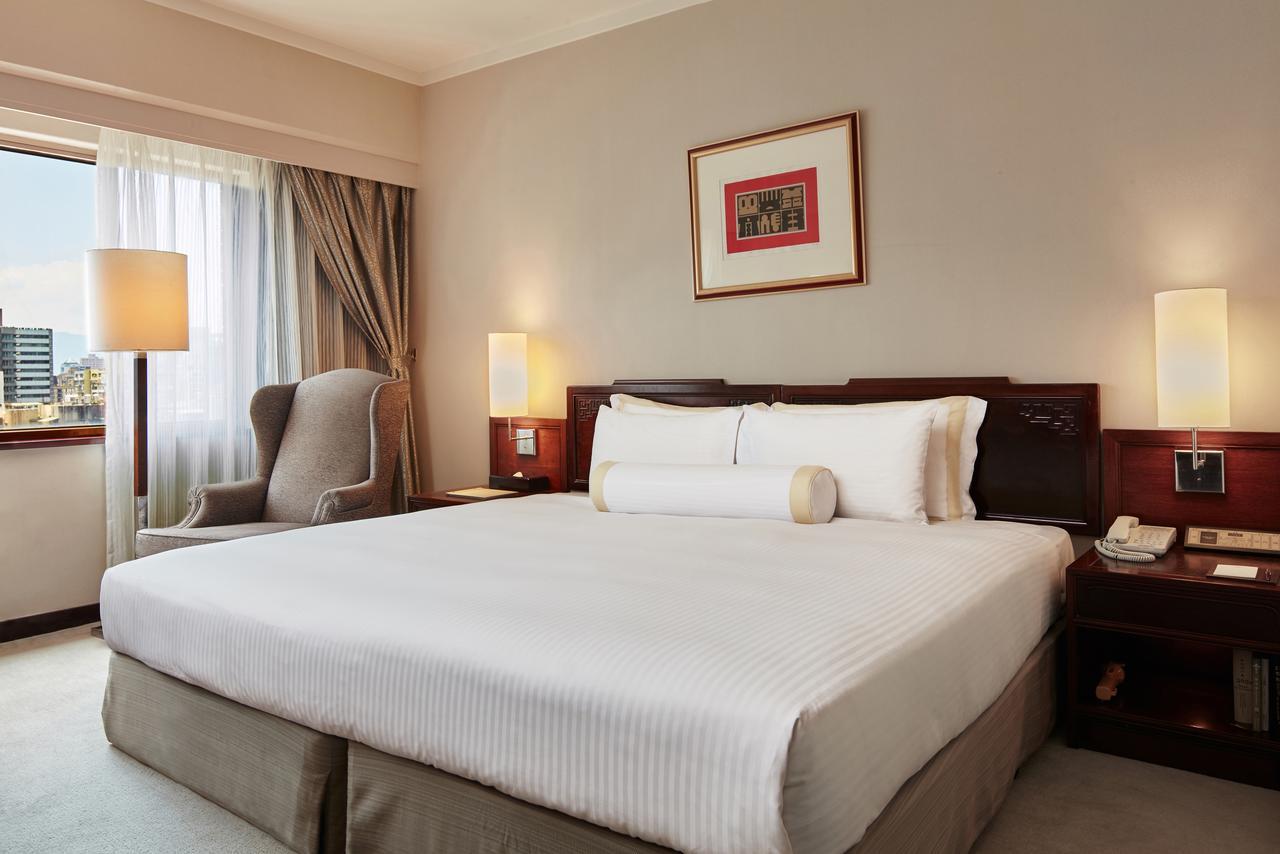 The Howard Plaza Hotel Тайпей Екстериор снимка